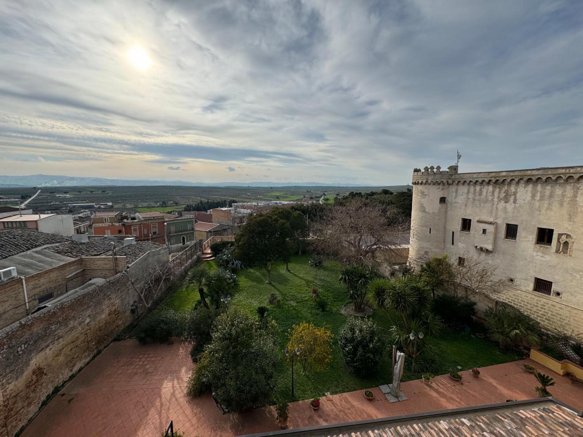B&B Palazzo Croghan Torre Maggiore エクステリア 写真