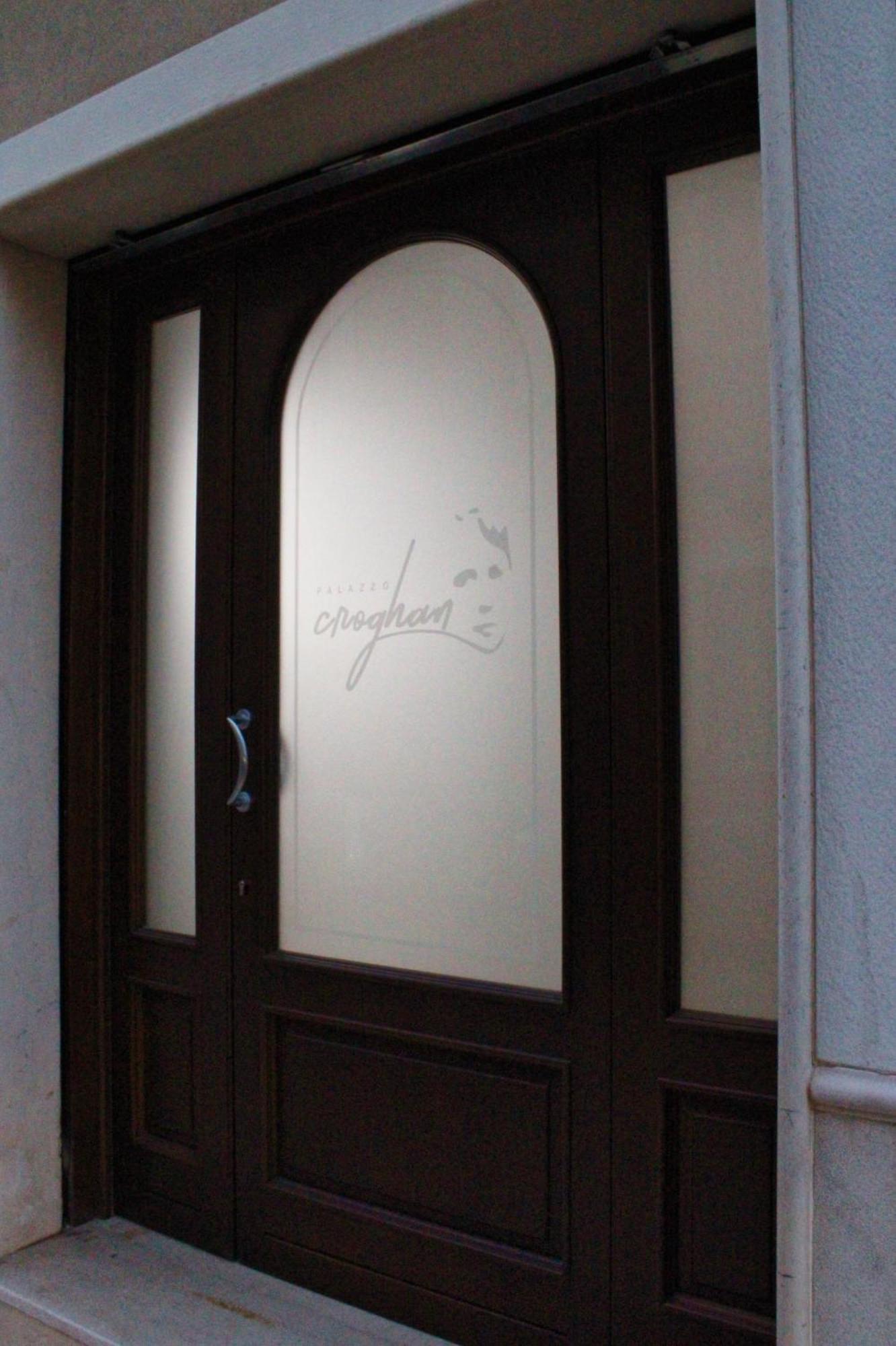 B&B Palazzo Croghan Torre Maggiore エクステリア 写真