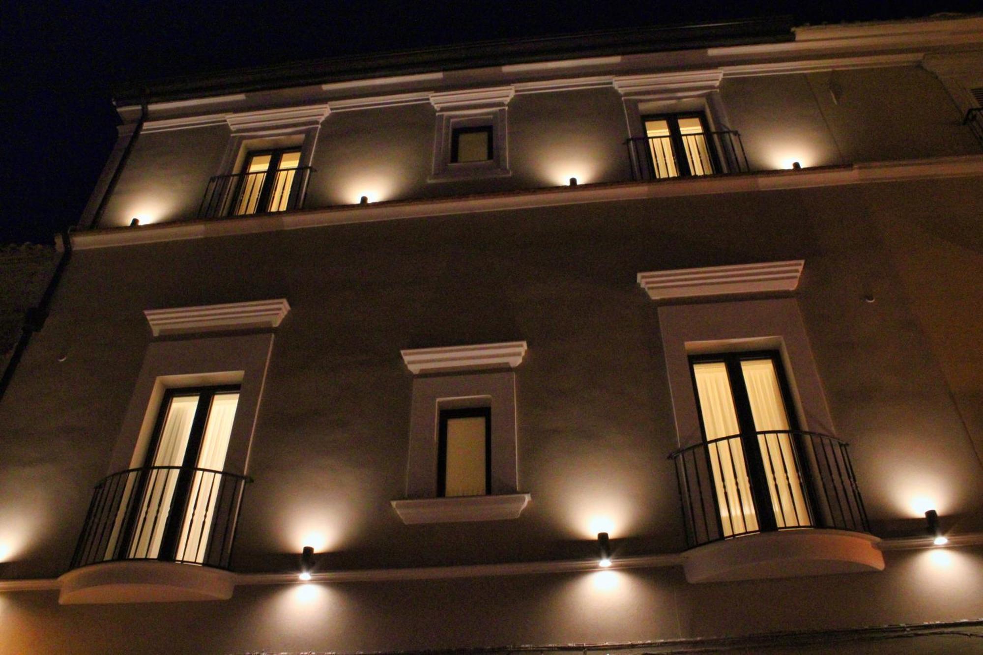 B&B Palazzo Croghan Torre Maggiore エクステリア 写真