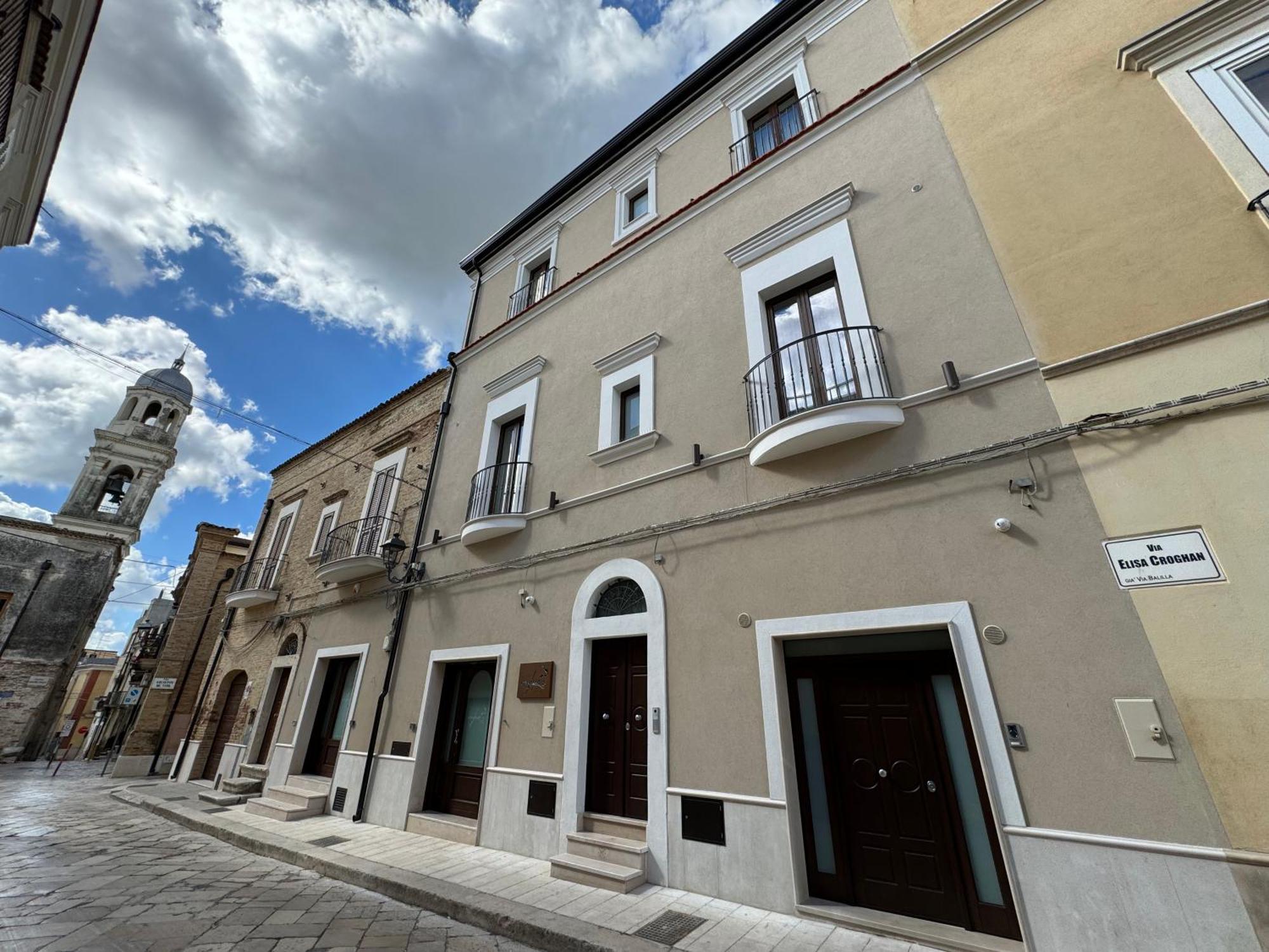 B&B Palazzo Croghan Torre Maggiore エクステリア 写真