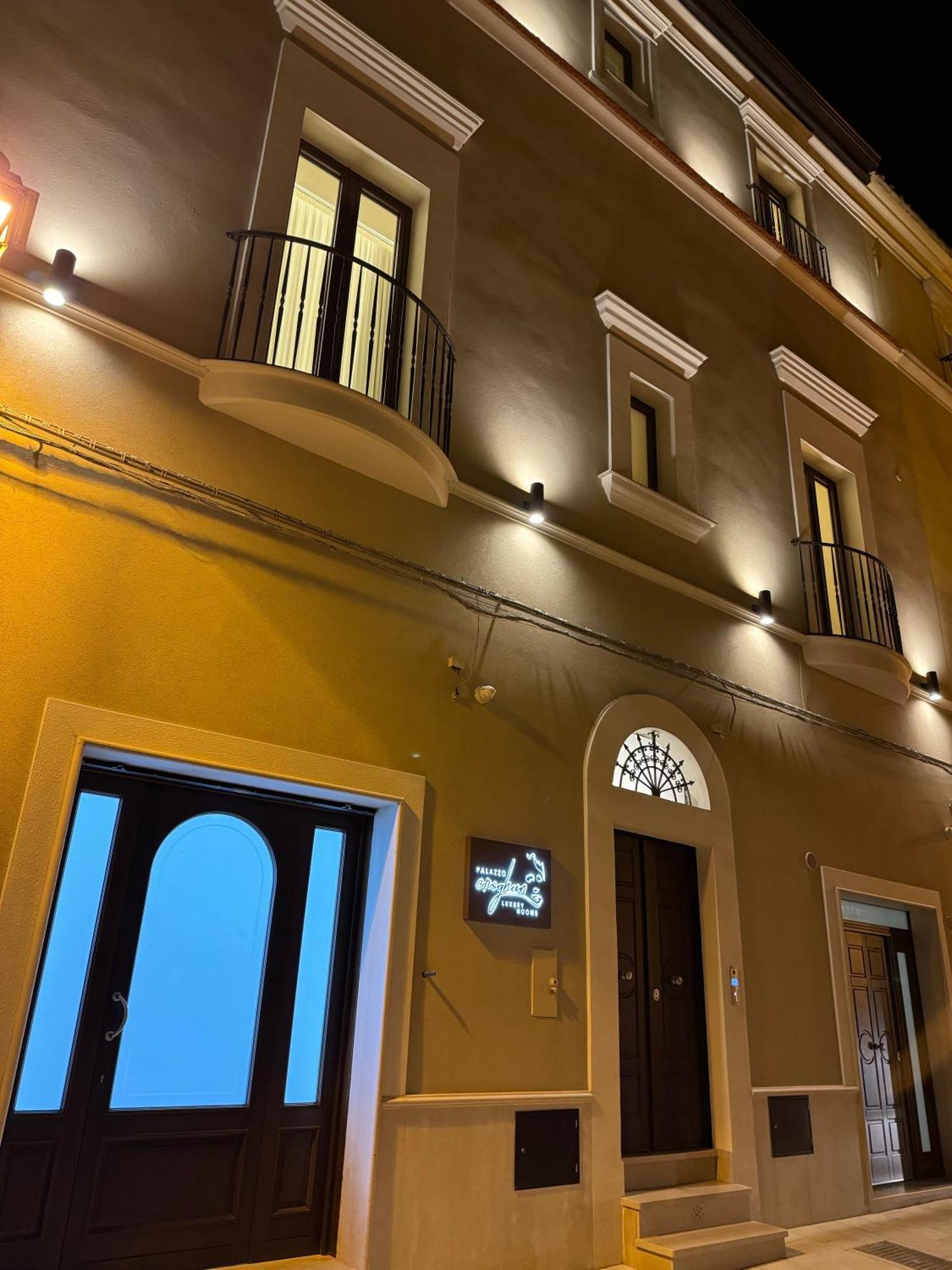 B&B Palazzo Croghan Torre Maggiore エクステリア 写真