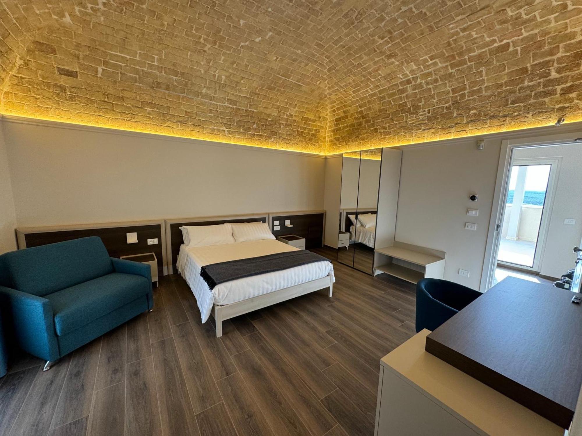 B&B Palazzo Croghan Torre Maggiore エクステリア 写真